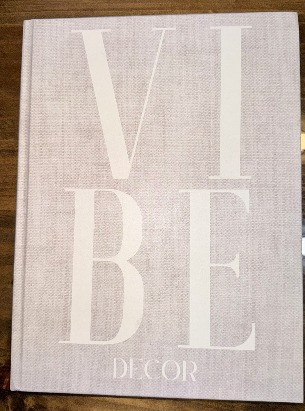 Vibe Decor: Modern Trivia for the Design Enthusiasts Hardcover Fashion 2025