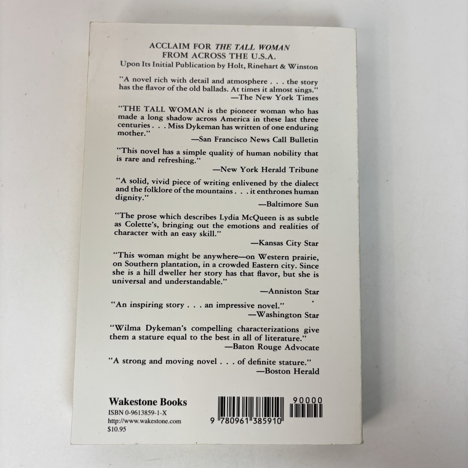 The Tall Woman by Wilma Dykeman SIGNED 1982 40th Printing Trade Paperback 1G