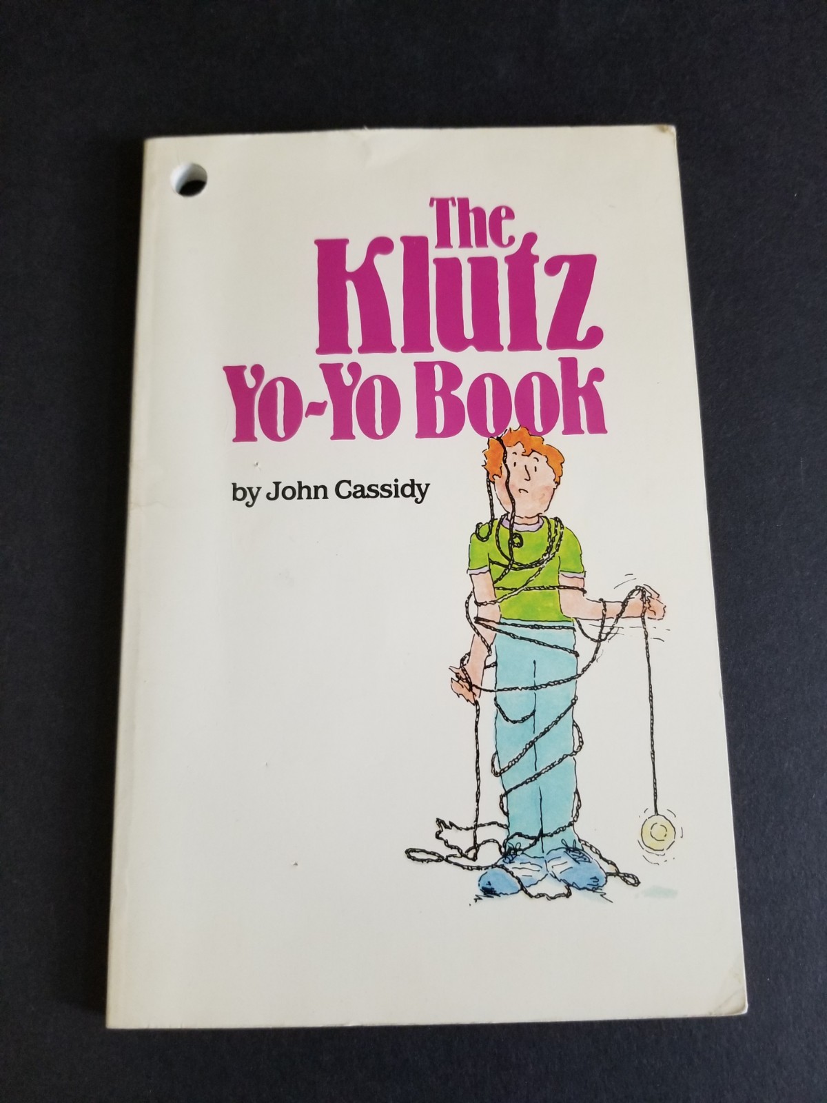 Used – 1987 Paperback – The Klutz Yo-Yo Book