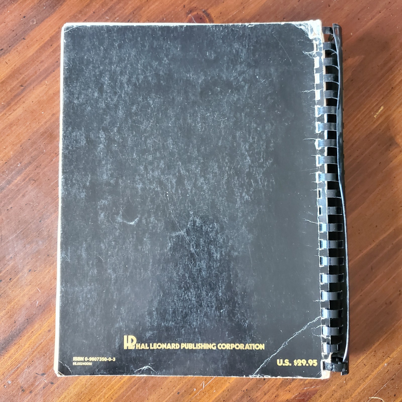 The Ultimate Fake Book: It Contains Over 1200 Songs for All C Instruments 1981