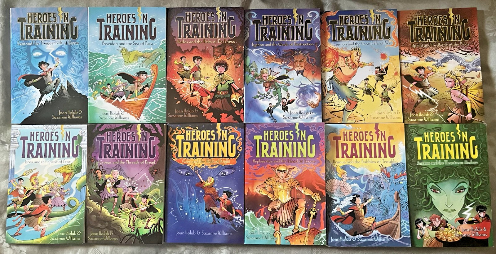 Lot of 12 Heroes in Training 1-12 * Holub and Williams* Greek Myths TPB Unread