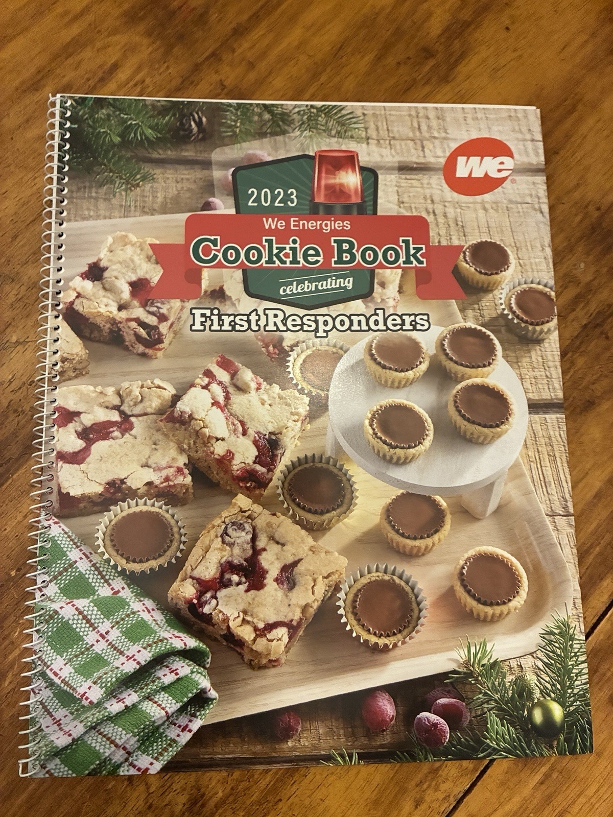 We Energies Wisconsin Cookie Book Recipe Cookbooks 2021 2022 2023 Lot of 3