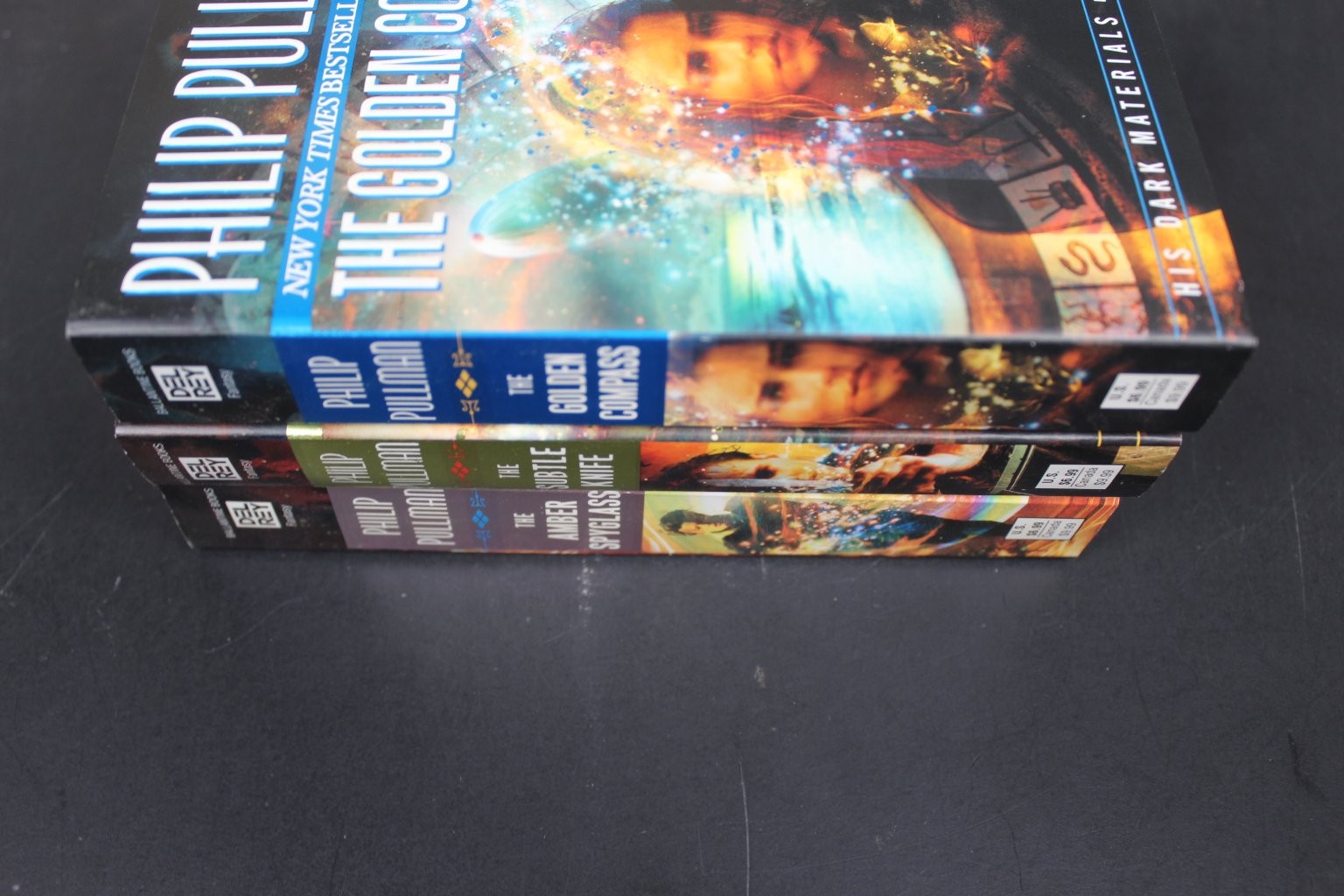 His Dark Materials Trilogy Philip Pullman Fantasy Box Set Del Rey Books PB