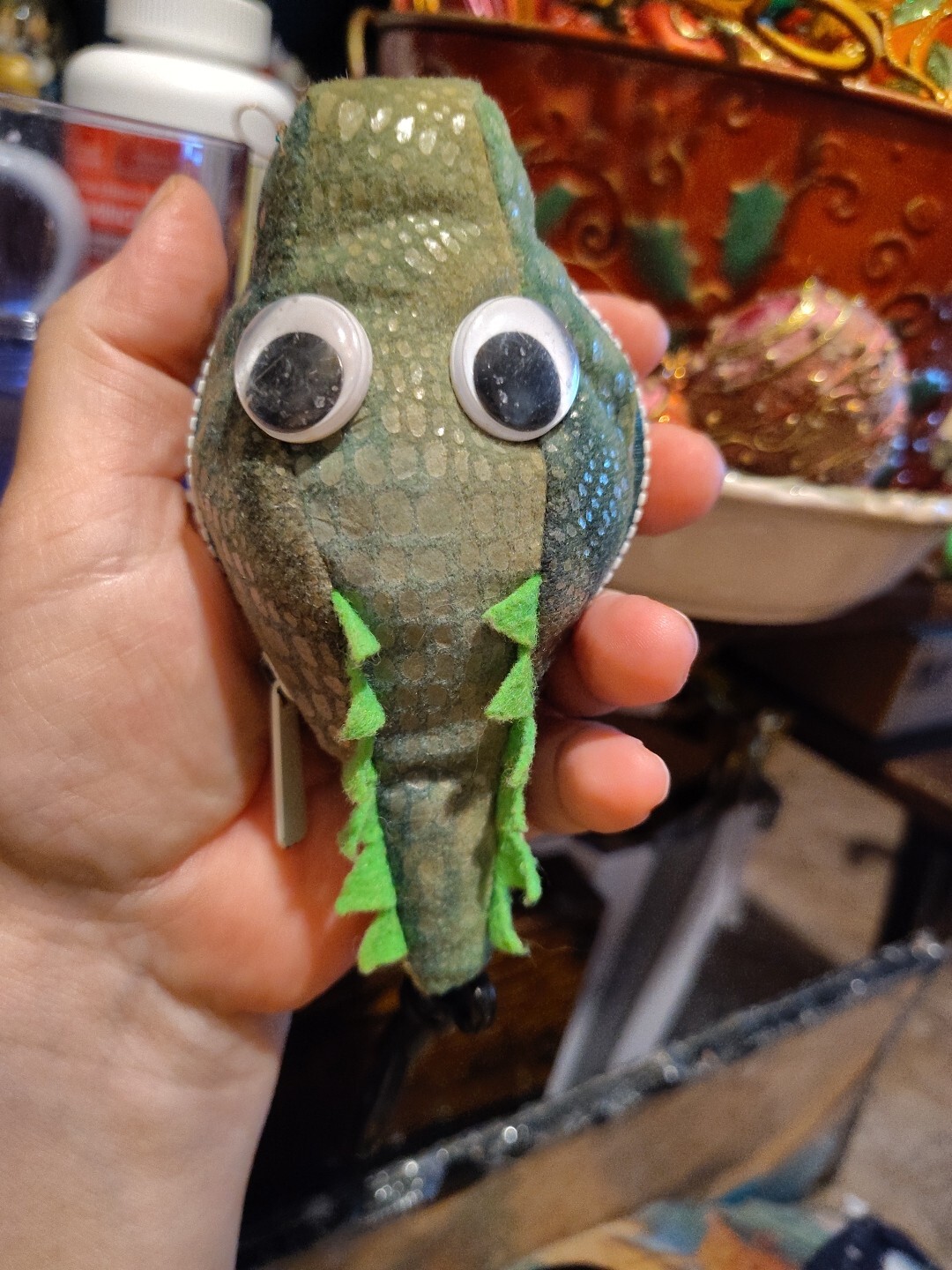 Vintage Teacher’s Pet Plush 3″ Keychain with Book in Zippered Pouch Dino Snap