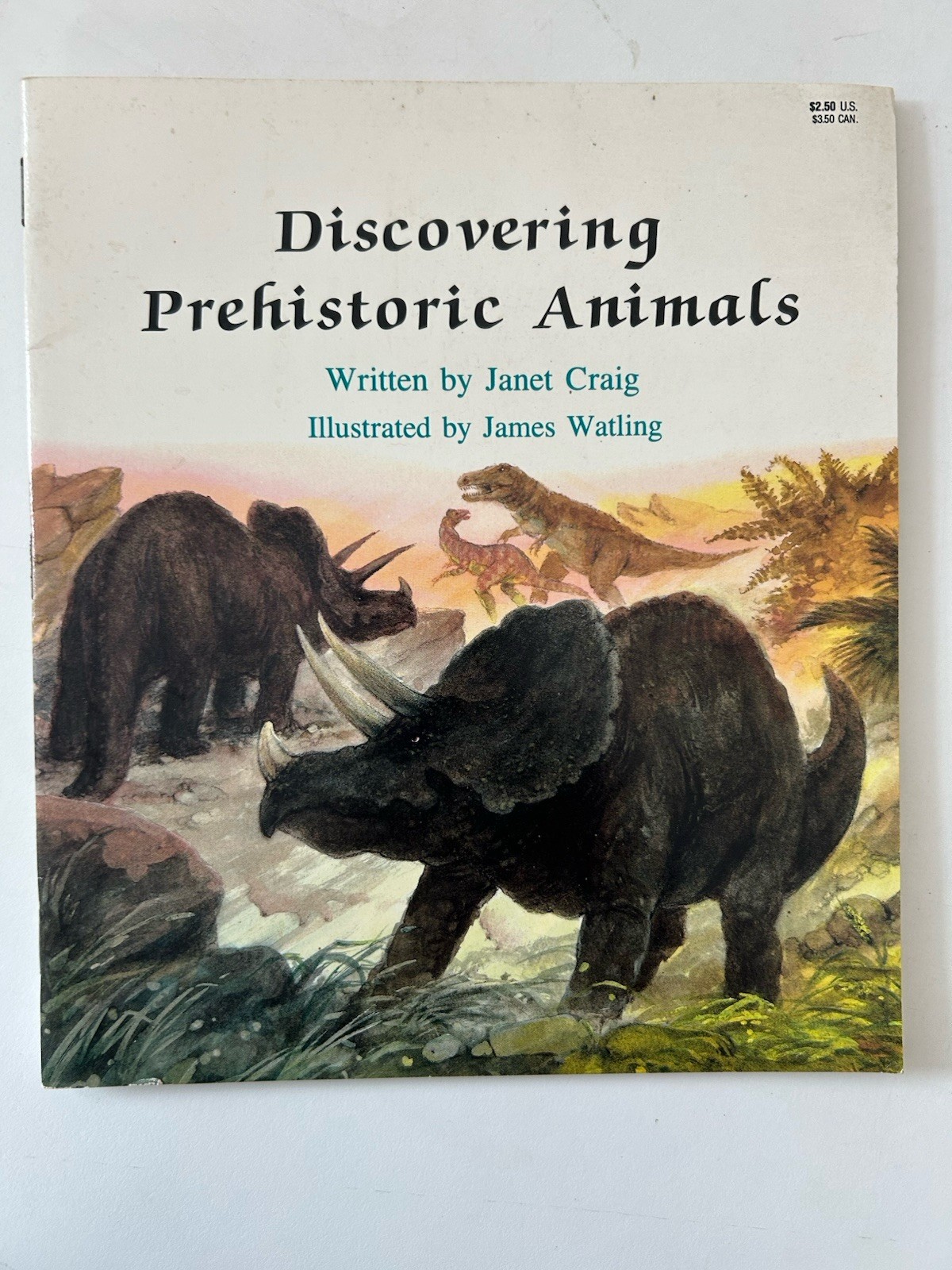 Discovering Prehistoric Animals [Paperback] by Janet Craig – New