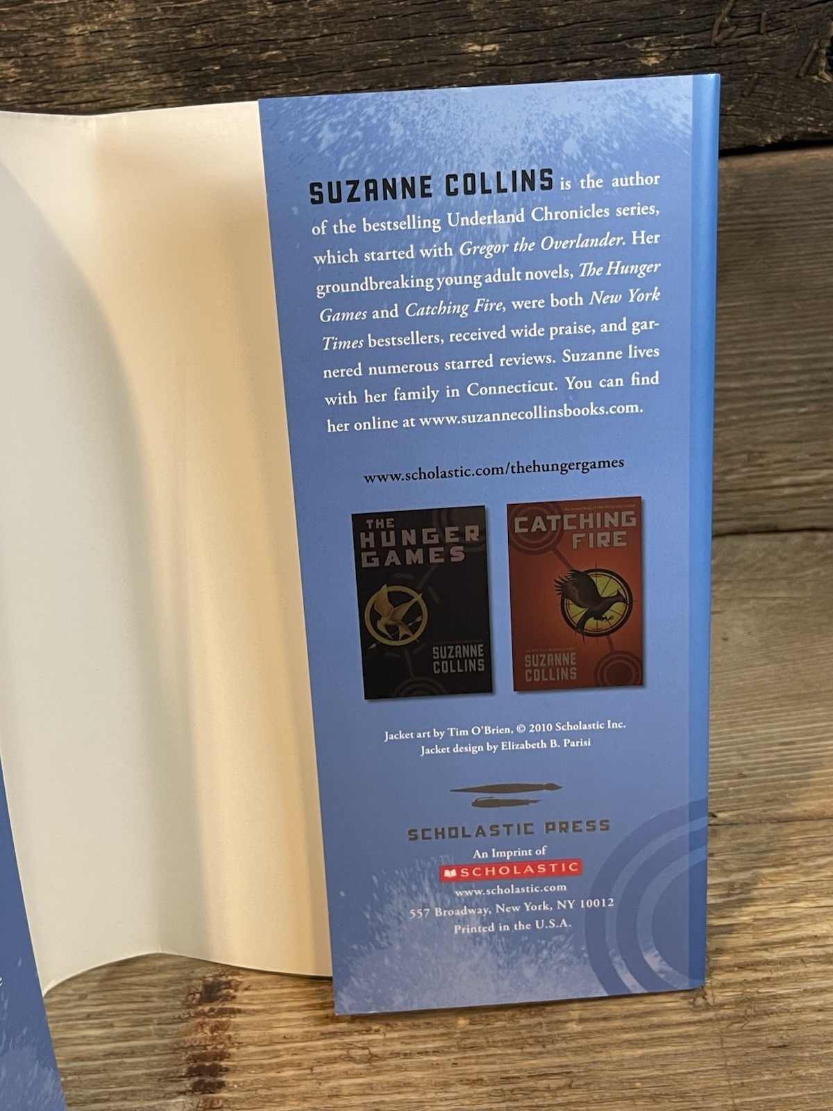 The Hunger Games Mockingjay Suzanne Collins 2010 HCDJ First Edition 1st Print VG