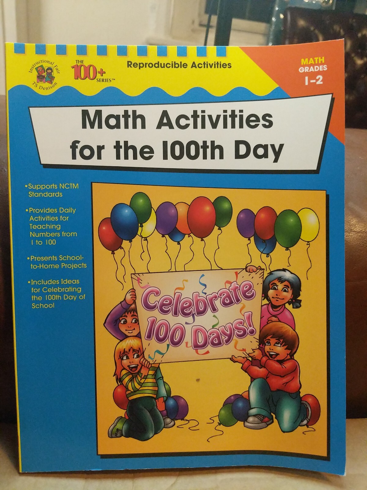 The 100+ Ser.: Math Activities for the 100th Day by Michelle Thompson (2003,…