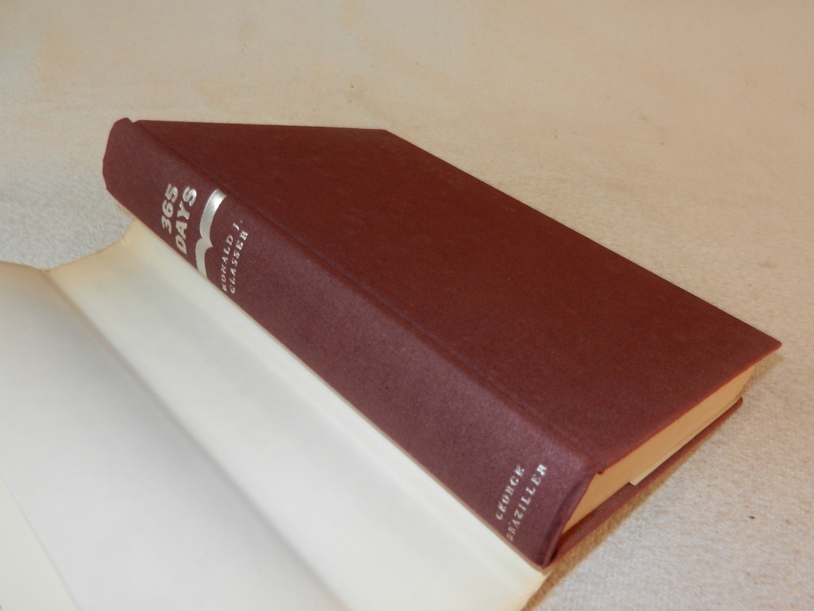 VIETNAM 1968-69 US Army Doctor Zama ,hospital in Japan “365 DAYS” 1971 ed