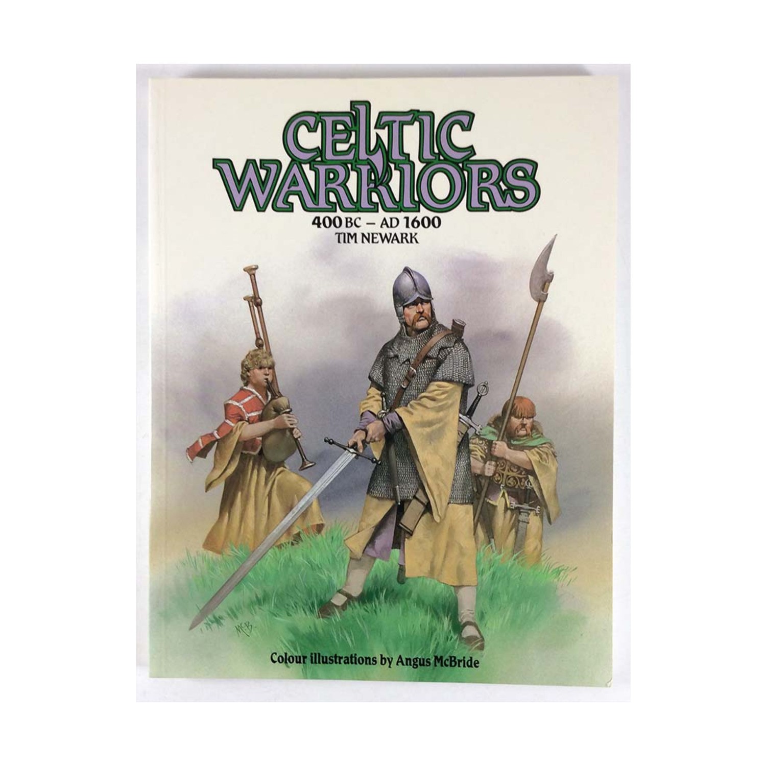 Blandford Press Celtic Warriors 400 BC – AD 1600 Softcover VG+