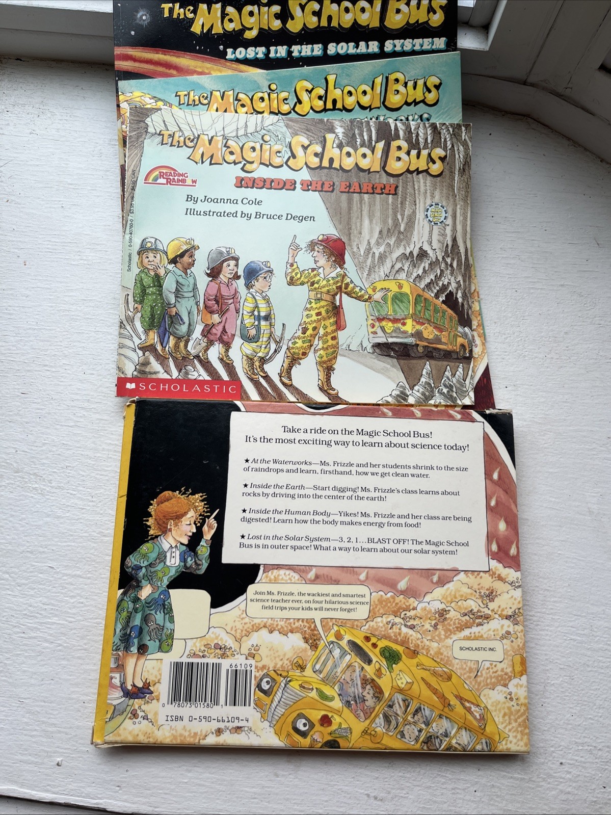 The Magic School Bus: Box Set – Paperback By Joanna Cole – 4 Books 🤩