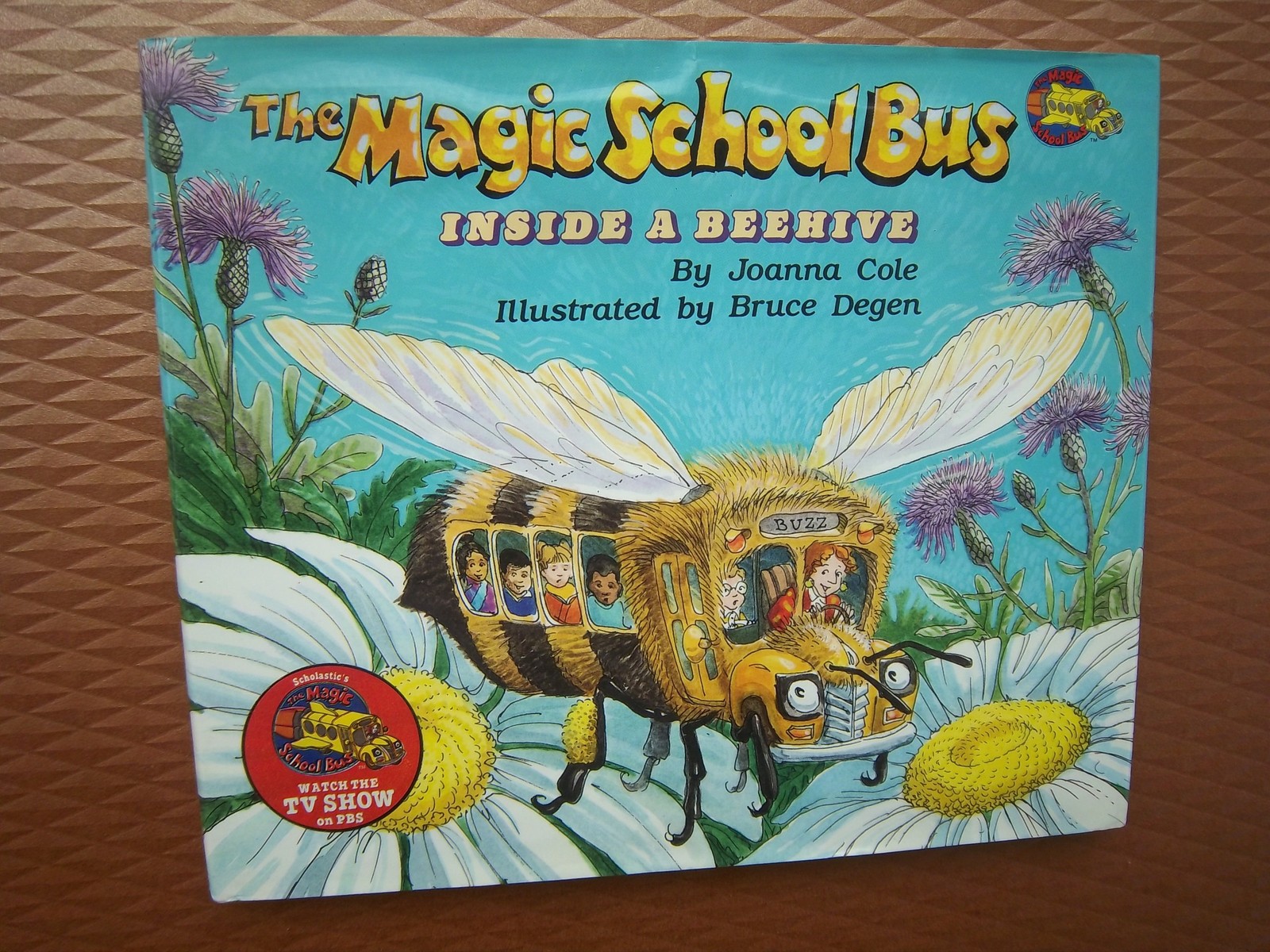 The Magic School Bus Inside a Beehive – hardcover Degen, Bruce|Cole, Joanna