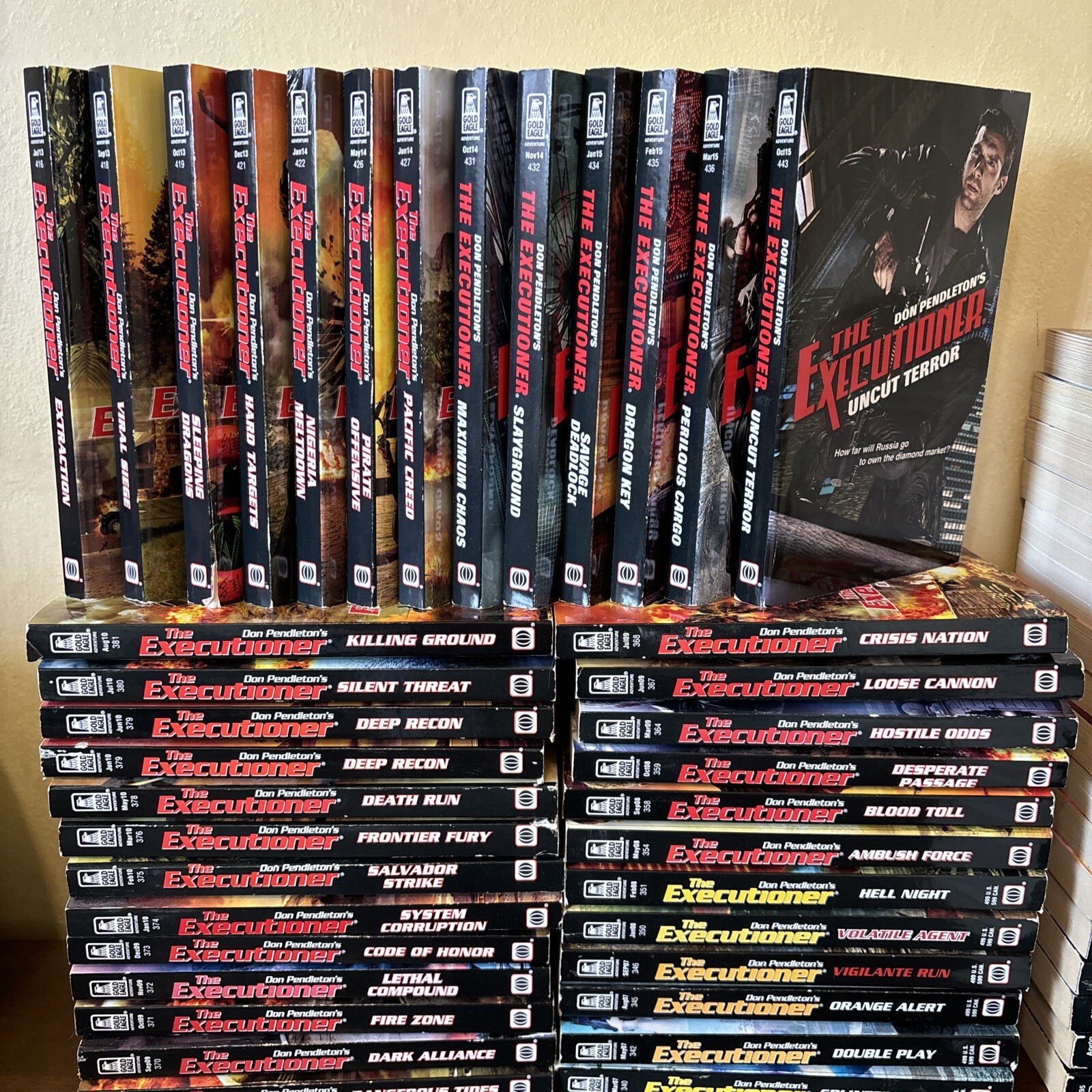 Don Pendleton The Executioner Mack Bolan Paperback Novels Various – CHOOSE TITLE