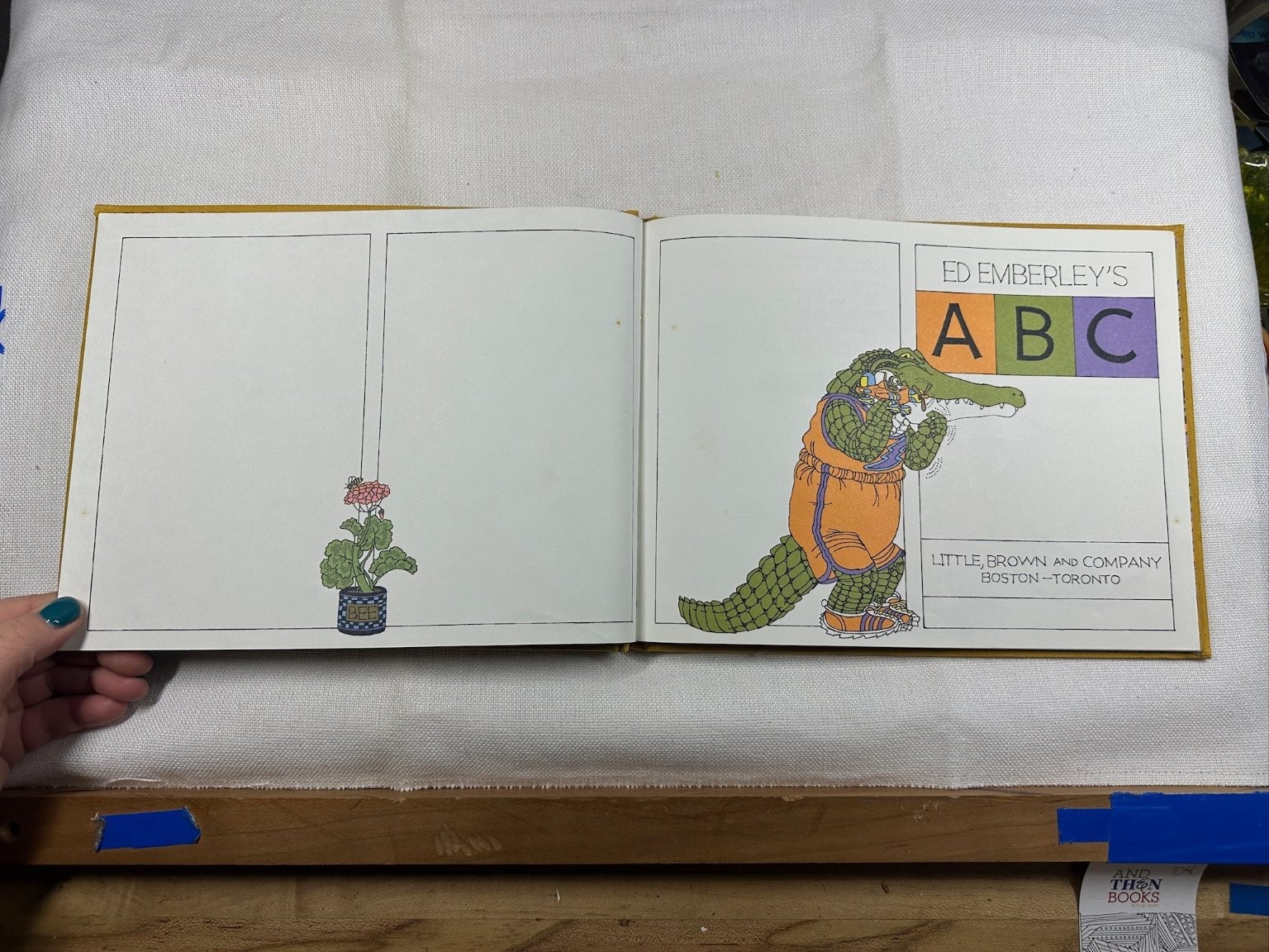 ED EMBERLEY’S ABC 1978 Third Printing Reinforced Children’s Illustrated Little