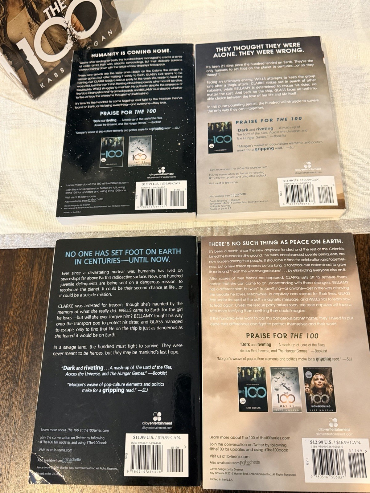 The 100 Complete Boxed Set, Morgan, Kass, 9780316551366 Book 1-3 Volumes
