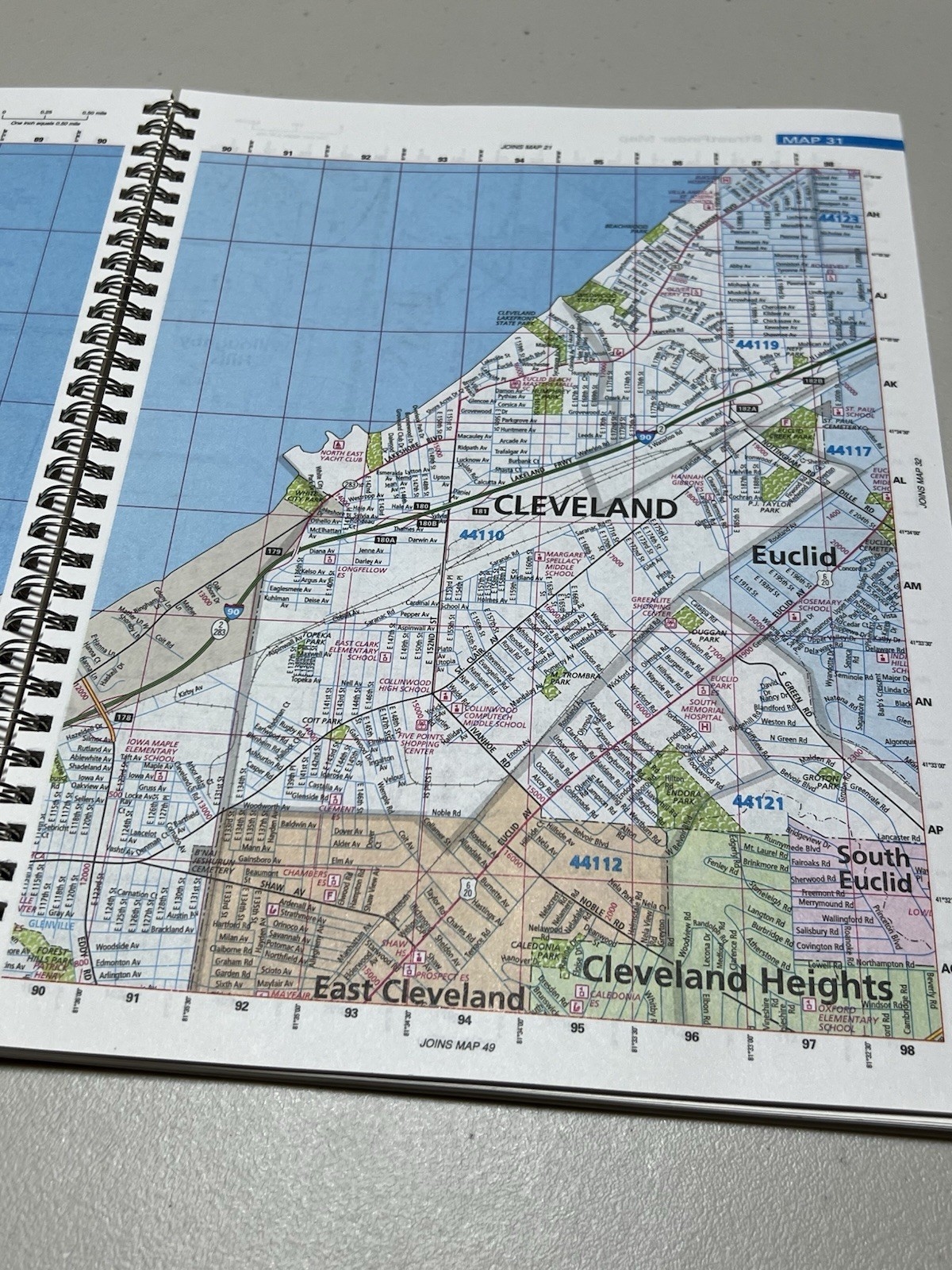 Cleveland Ohio Street Finder Guide 2002 Rand McNally Atlas Road Map Spiral
