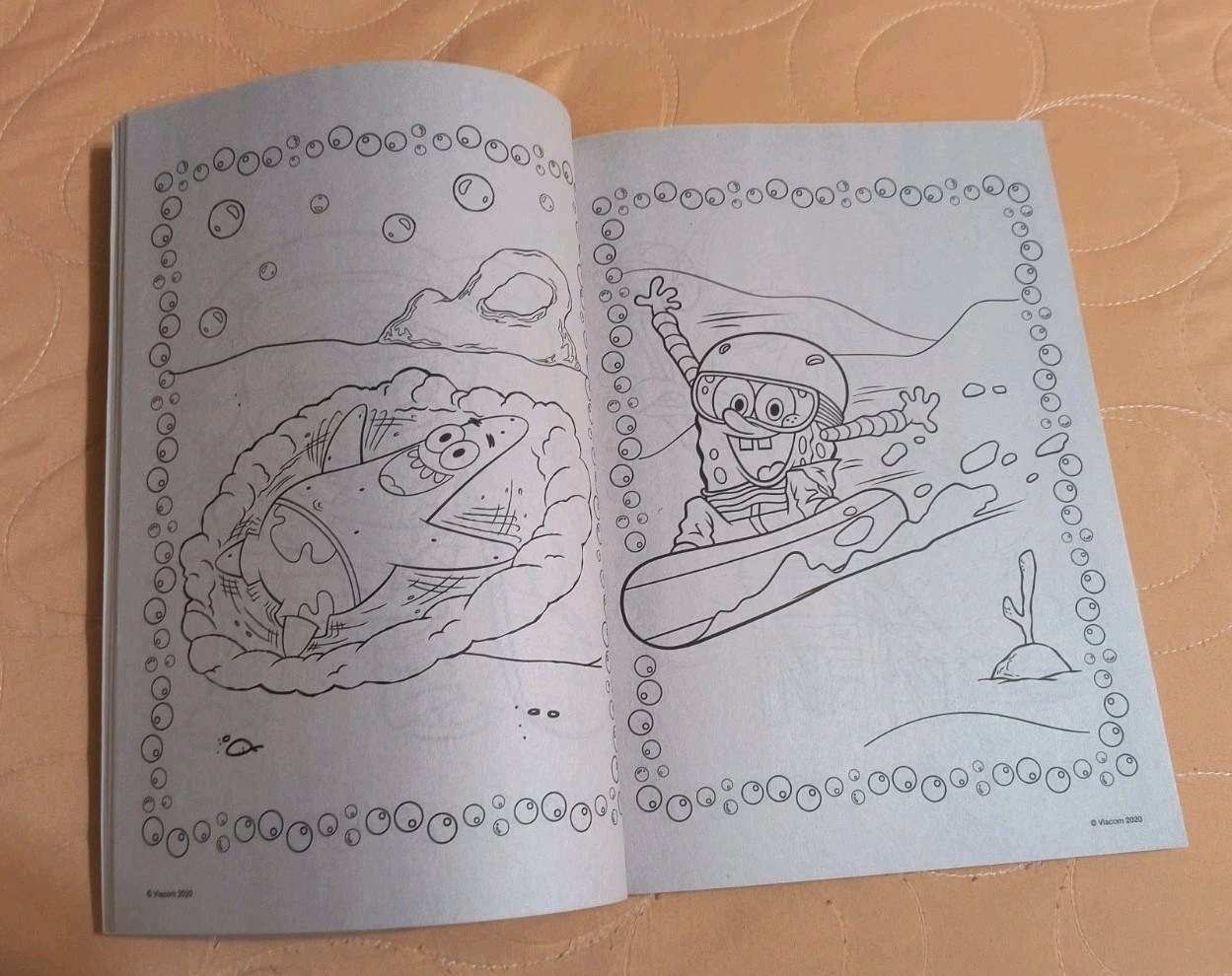 SpongeBob SquarePants “Bubbly Buddies” Gigantic Coloring & Activity Book🆕🆓Ship