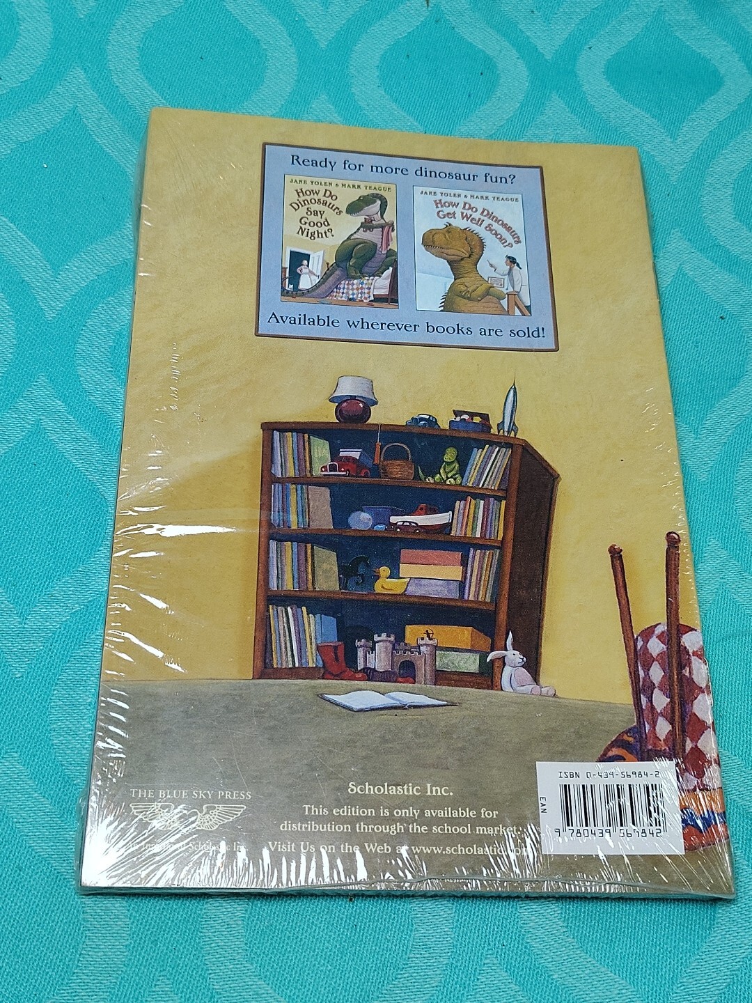 How Do Dinosaurs Learn to Read? by Jane Yolen; Mark Teague Factory Sealed New