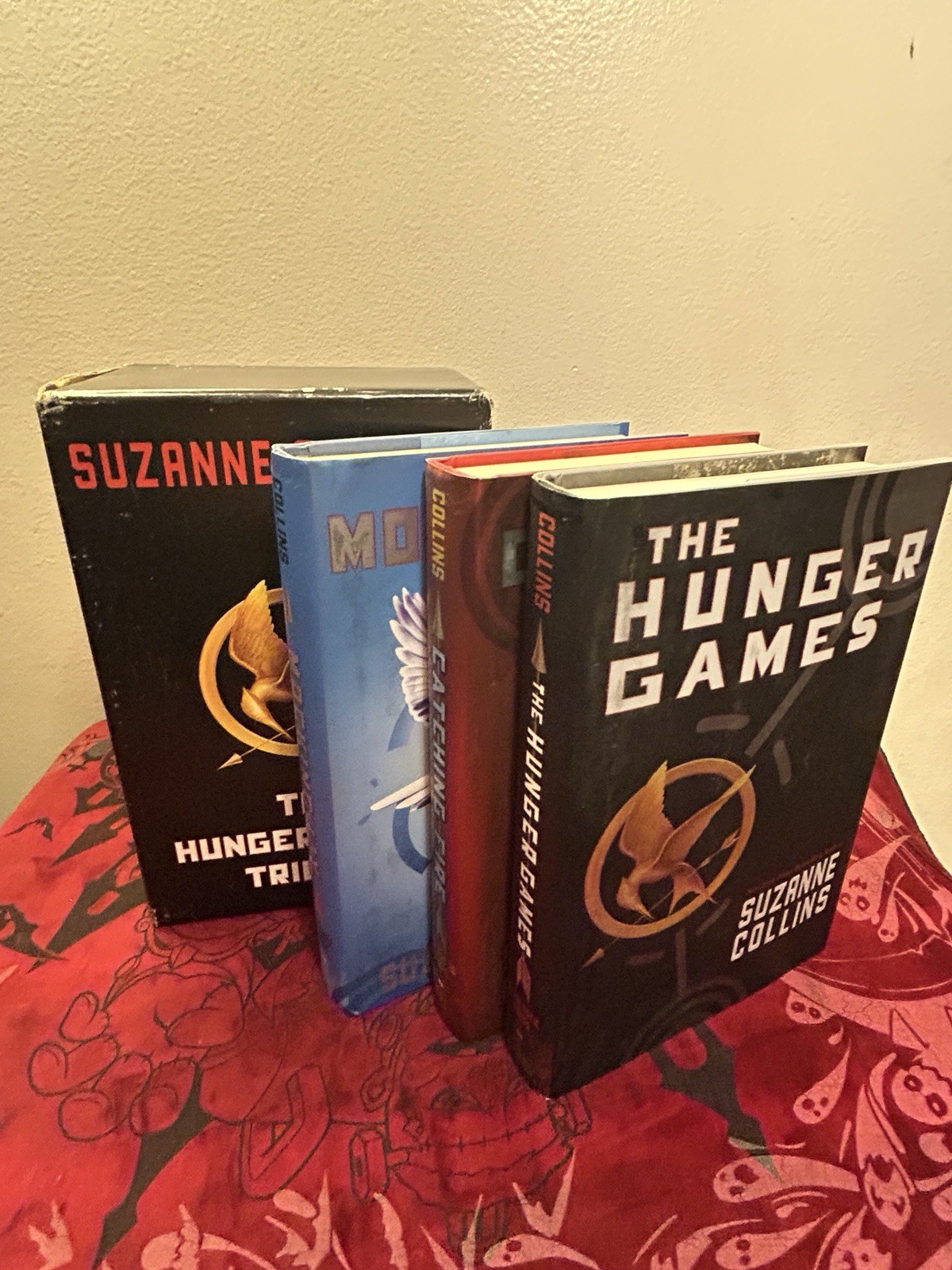 The Hunger Games Trilogy Scholastic Boxed Set Hardcover Suzanne Collins