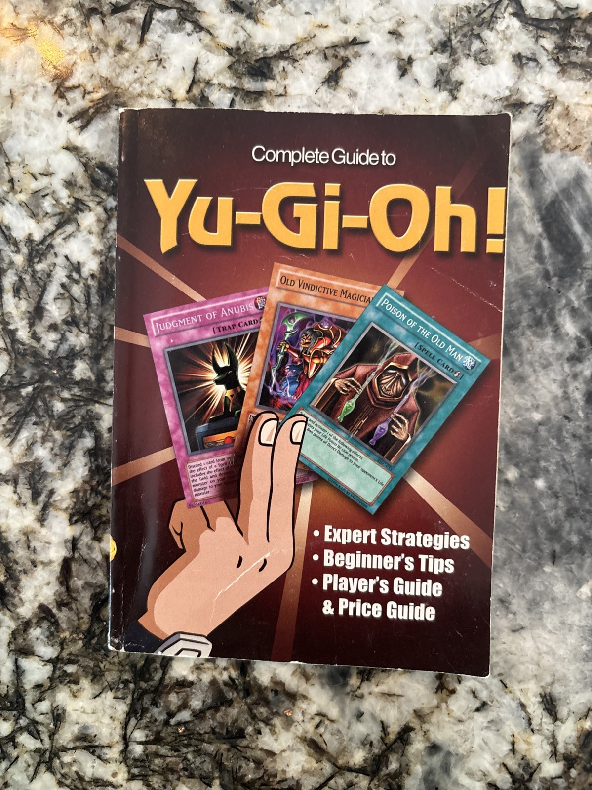 2004 COMPLETE GUIDE TO YU-GI-OH! Krause Publications Strategies Tips 194 Pages