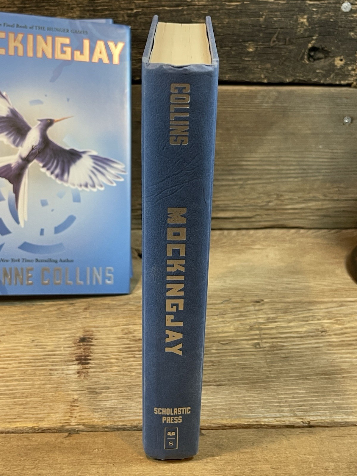 The Hunger Games Mockingjay Suzanne Collins 2010 HCDJ First Edition 1st Print VG