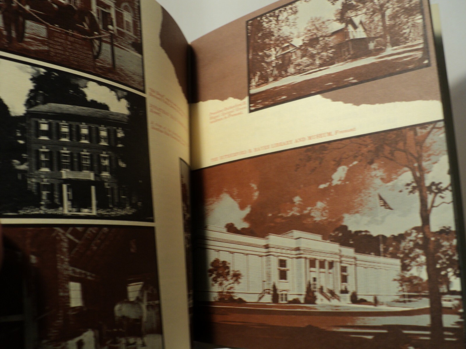 Ohio’s Museums and Mementos by State of Ohio Development Department – 1967