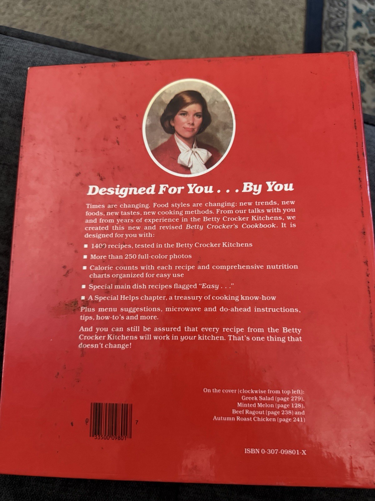 Betty Crocker Betty Crocker’s Cookbook Ring Binder Ring/Wire Bound Golden