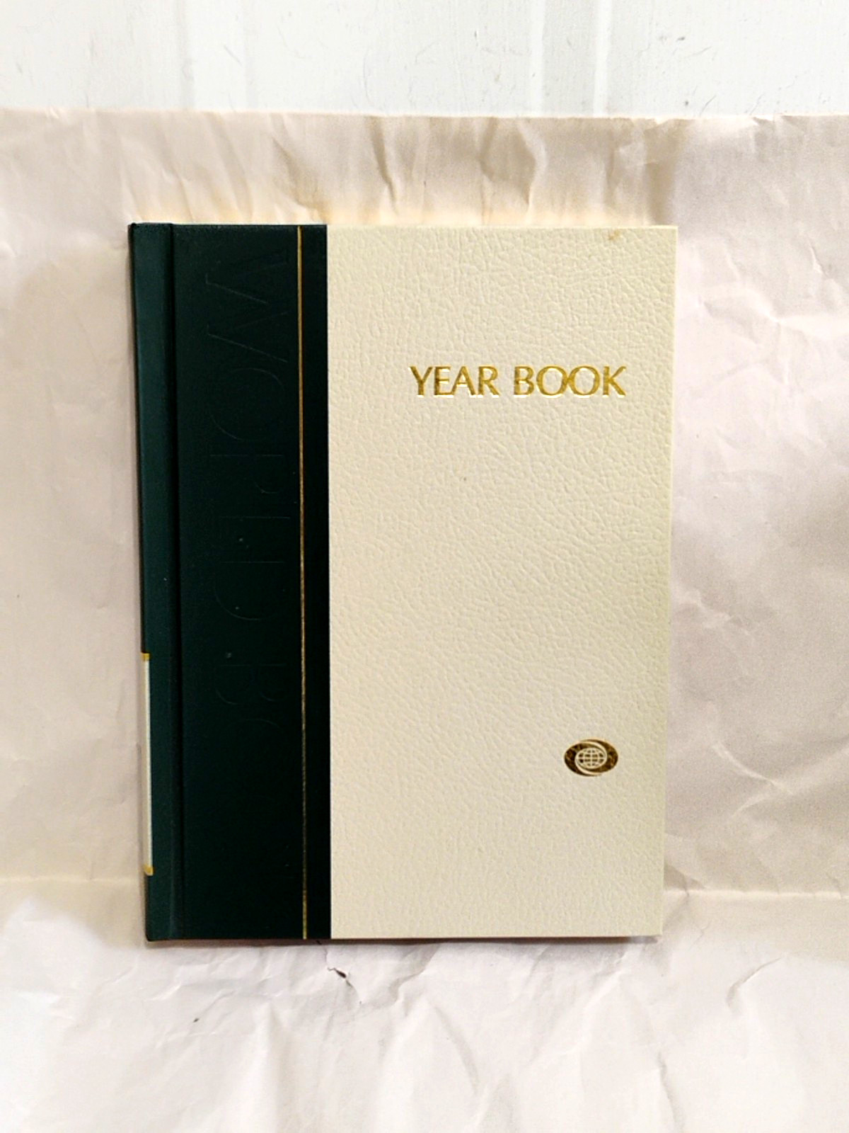 Vintage Almanac Encyclopedia The World Book Year Review of Events Dictionary