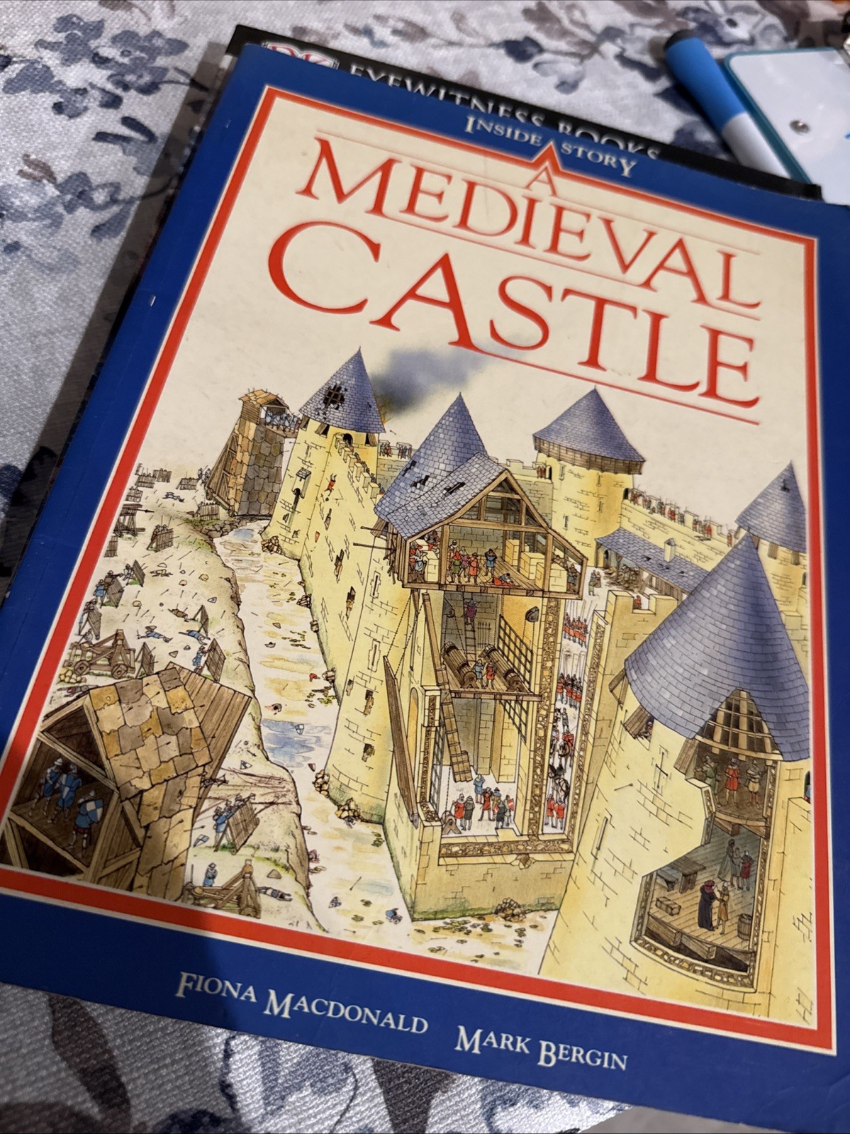 Medieval Castle by Fiona MacDonald (paperback)
