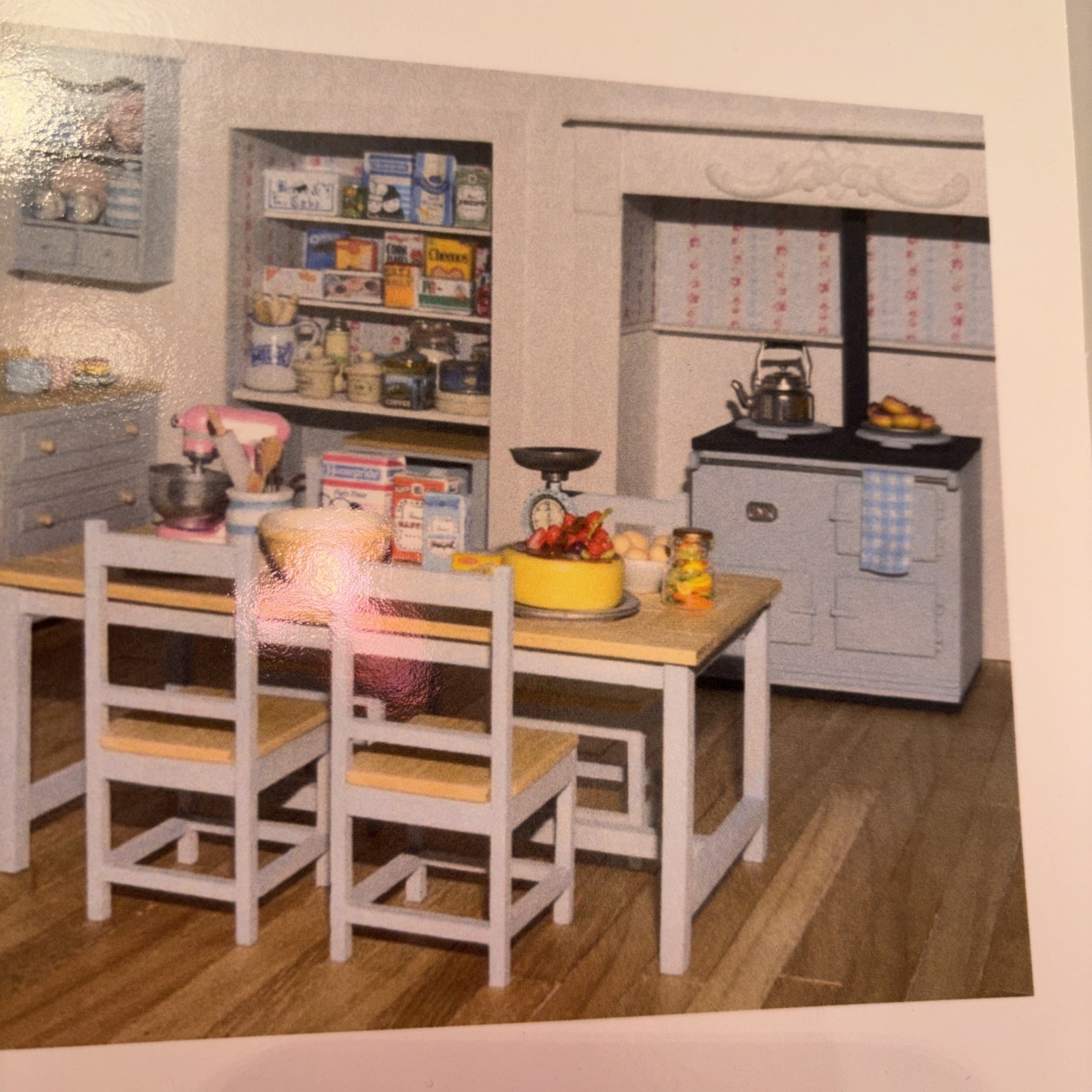 CREATING DOLLS’ HOUSE KITCHENS IN 1/12TH SCALE By Julie Warren **BRAND NEW**