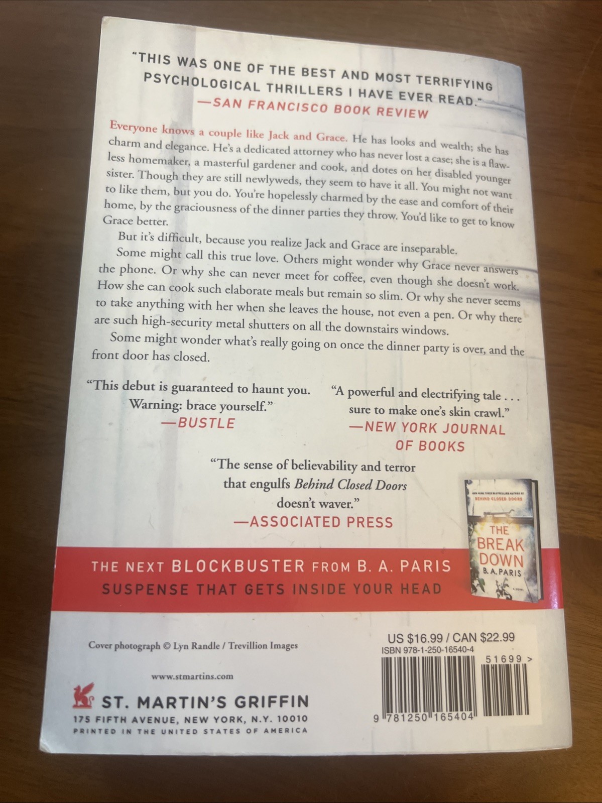 Behind Closed Doors *SIGNED* by B A Paris (Target Edition)