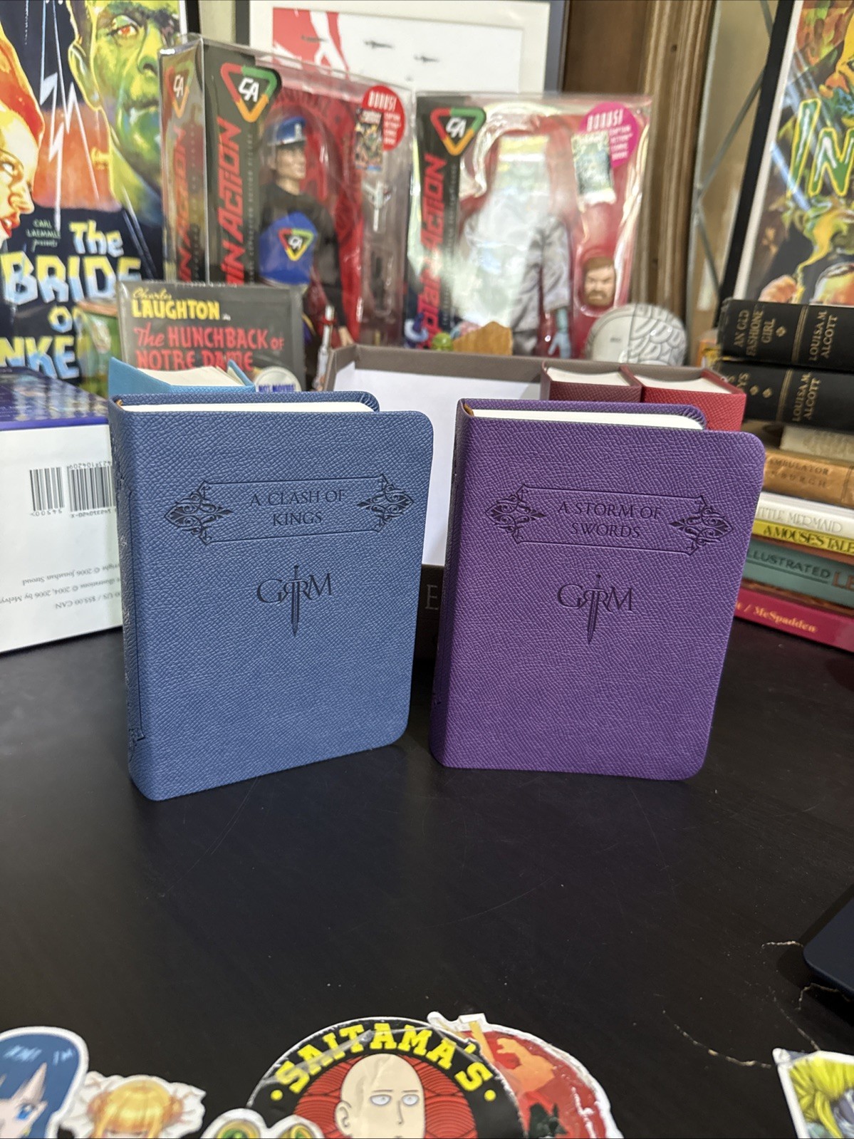 A Game of Thrones: A Song of Ice and Fire Leather-Cloth 5-Book Set George Martin