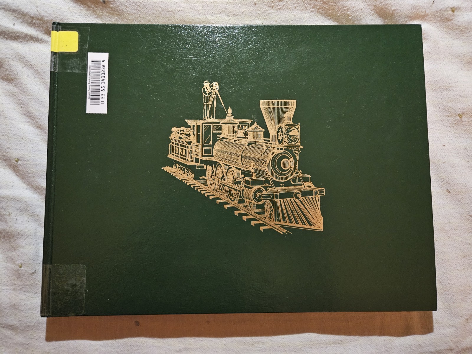 The 364 Railroad Photographs: Alfred A. Hart, artist ( Ex-library ) HC