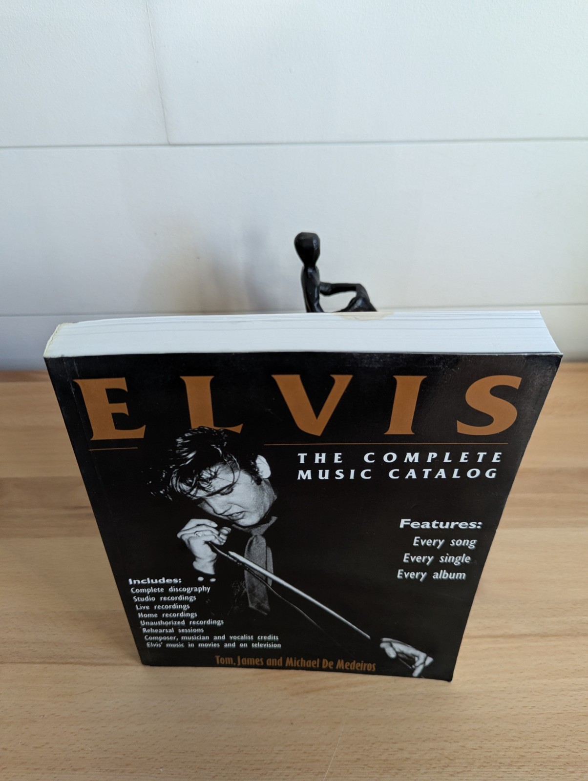Elvis : The Complete Musical Catalog-James De Medeiros All Albums VG 736 pages