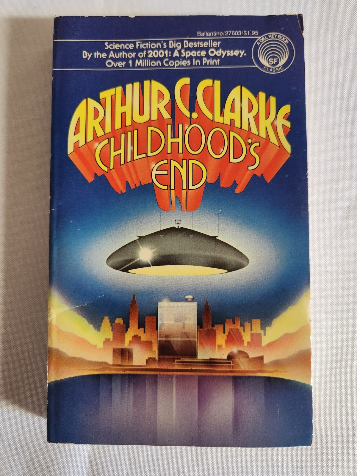 5 VTG Arthur C. Clarke Paperbacks – Earthlight, Childhood’s End, White Heart +
