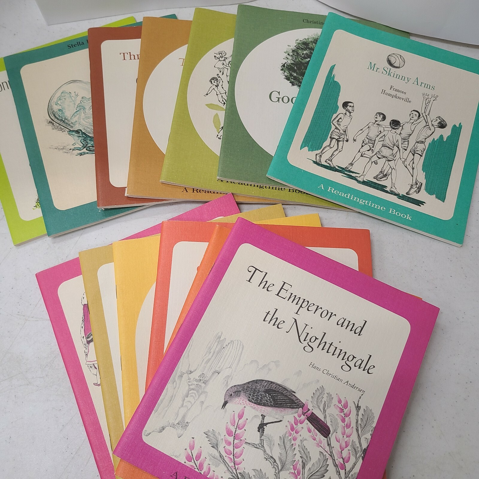 Lot of 13 Children’s “READINGTIME BOOKS” Macmillan Company-1968, Paperback VG