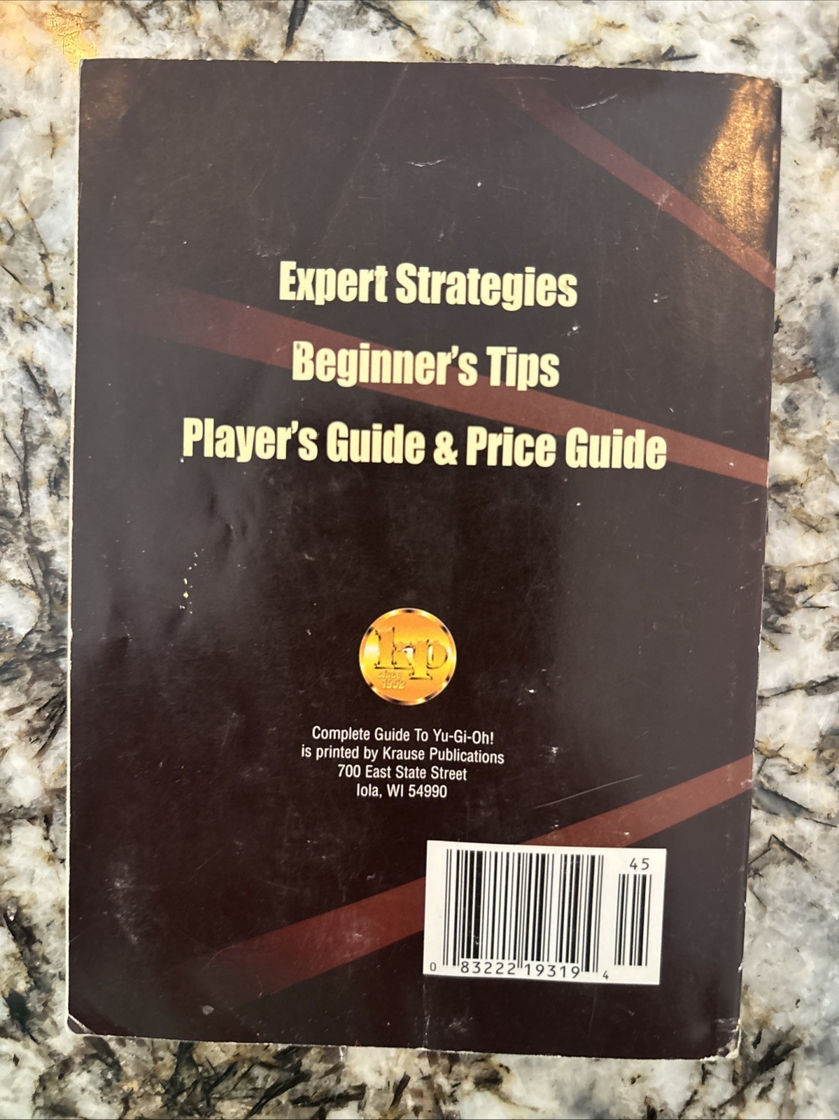 2004 COMPLETE GUIDE TO YU-GI-OH! Krause Publications Strategies Tips 194 Pages
