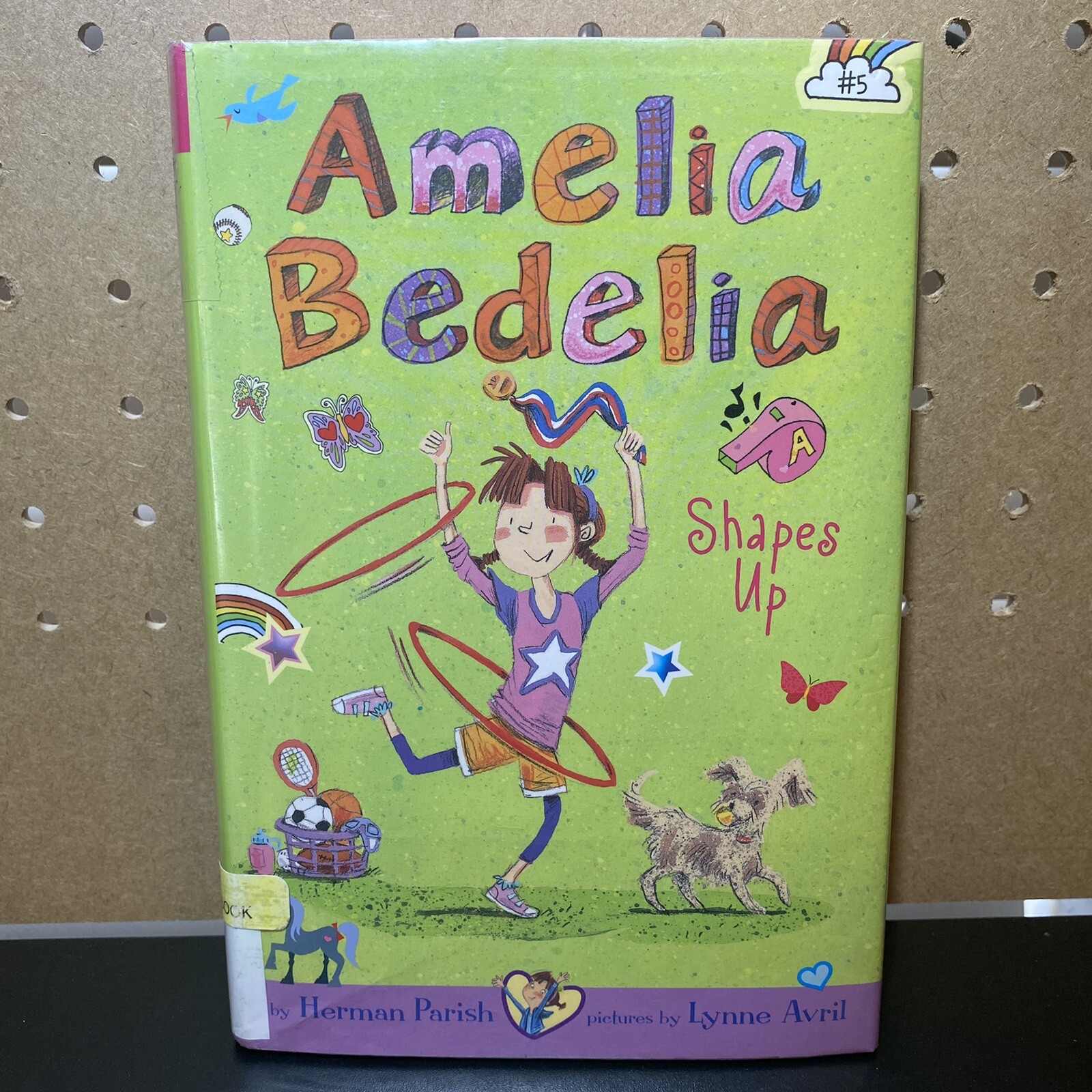 Amelia Bedelia – Shapes Up! Hardcover Herman Parish
