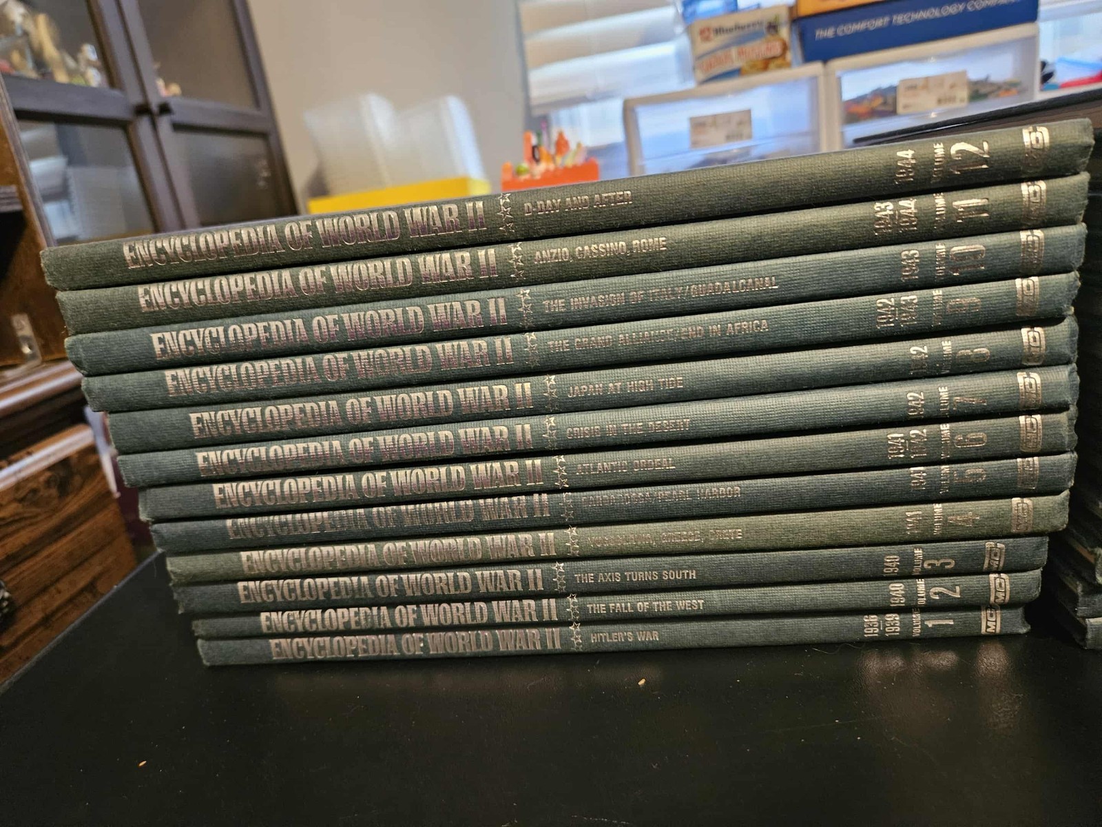 Marshall Cavendish Encyclopedia of World War 2 WWII Complete Set 25 Volumes*