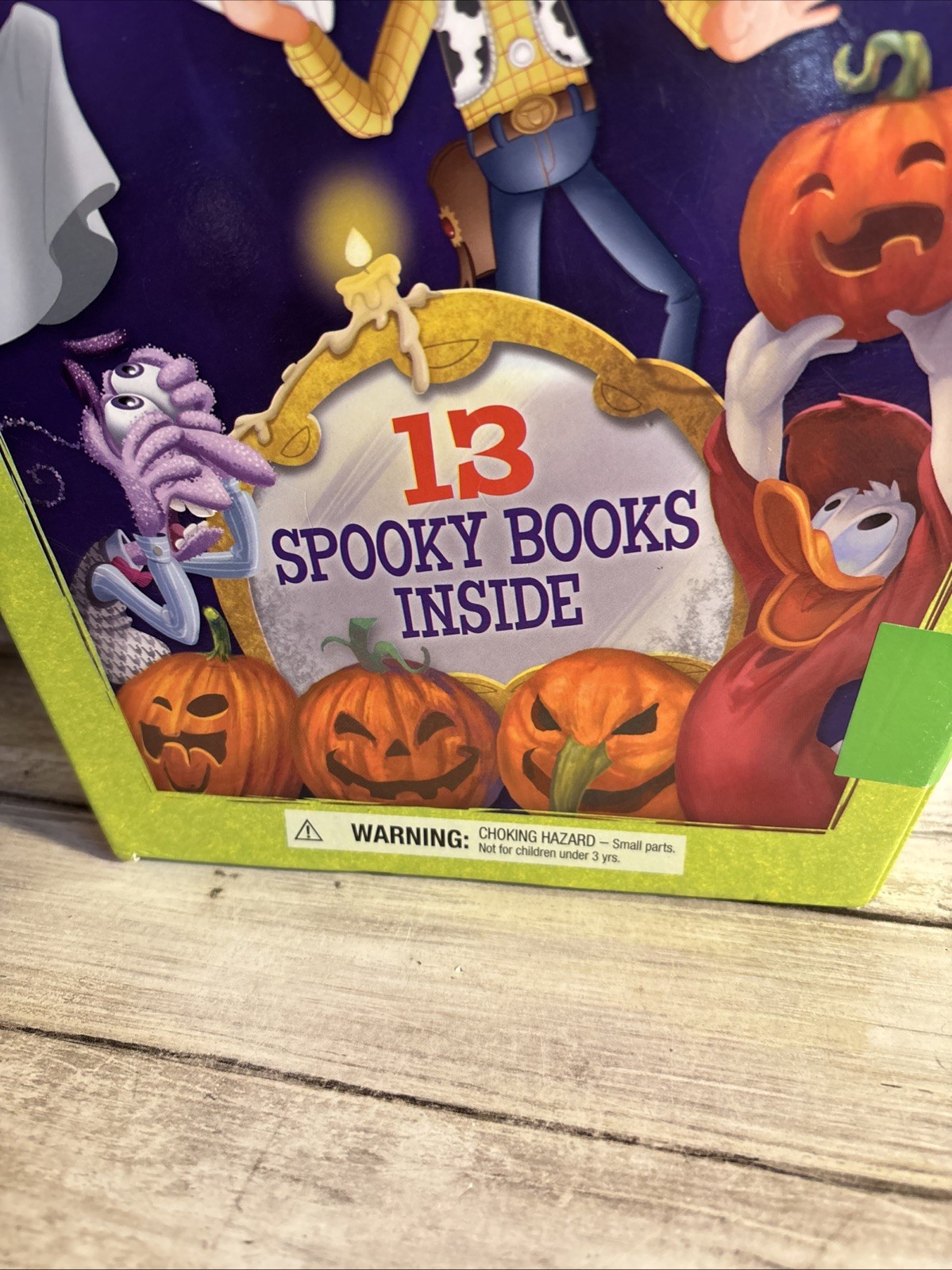 Disney Halloween Countdown Library 13 Spooky Books 80 Stickers Better Than Candy