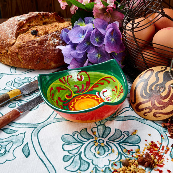 SEVILLA THREE EDGE BOWL