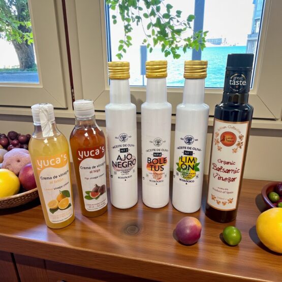 CHEFS OLIVE OIL AND VINGER BUNDLE